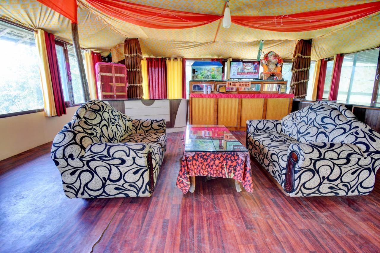 Oyo 43476 Vatika Resort Shimla Extérieur photo