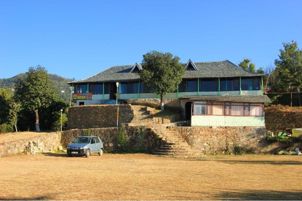 Oyo 43476 Vatika Resort Shimla Extérieur photo